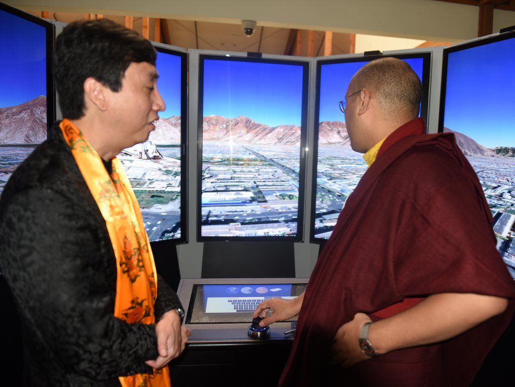 Karmapa odwiedza Googleplex